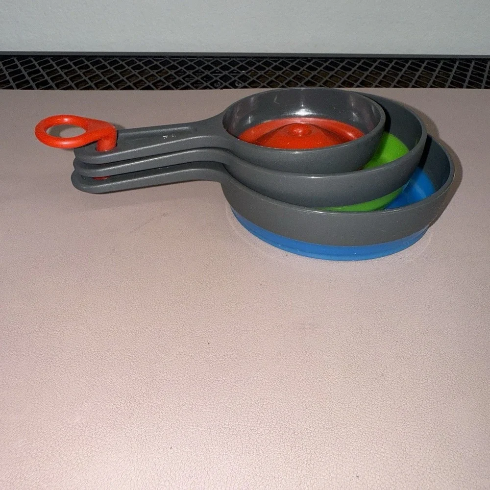 Collapsible Silicone Funnel Set of 3 Nesting Kitchen Funnels w‎ Hanging Ring